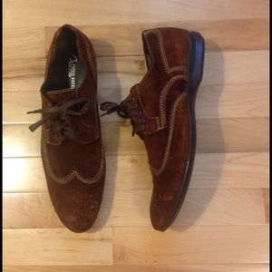 Bacco Bucci men's suede wingtip 11.5