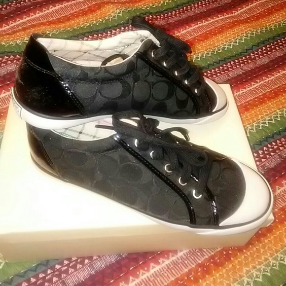 Coach Shoes - Coach shoes final markdown 👠👗👞🌂