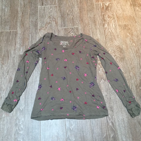 Floral Lace Sleeve Long Sleeve