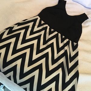 Adorable B&W Chevron Skirt Dress