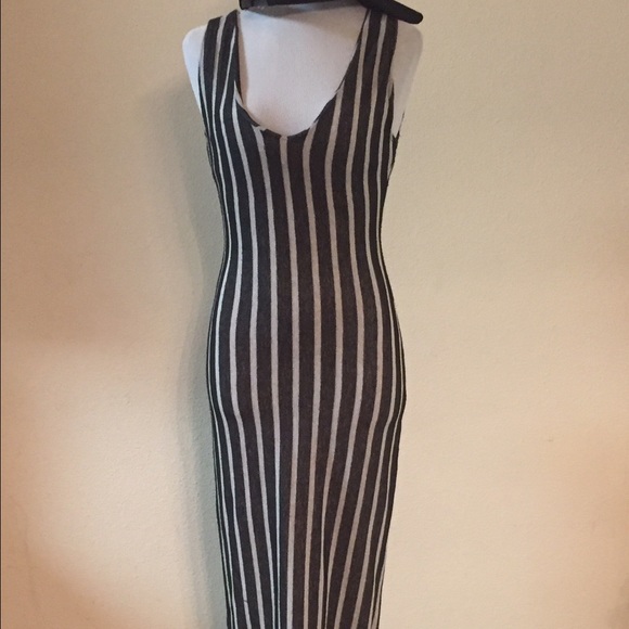 V neck body con dress.