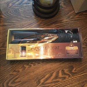 Argan Heat Ceramic Styling Flat Iron
