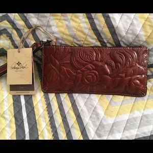 Patricia Nash leather wristlet wallet💕