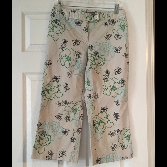 Ann Taylor Capri pants cream green black