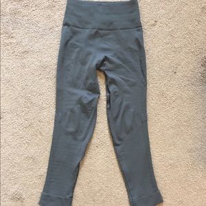 Lululemon Zone In Crop Leggings