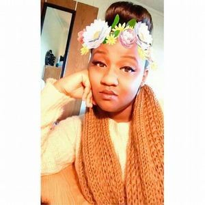 Meet your Posher, Constance