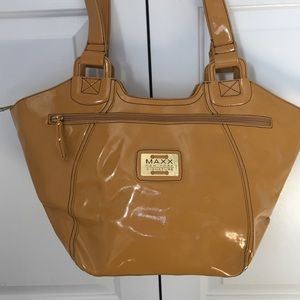 Large patent leather shoulder bag