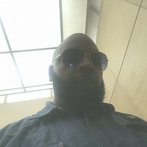 Meet your Posher, Lawrence