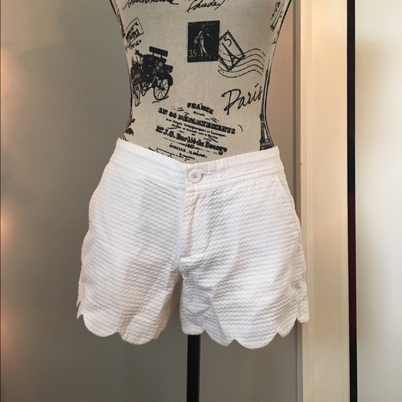 Lilly Pulitzer Buttercup shorts