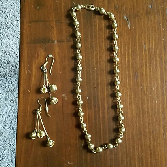 Necklace & Earring Set