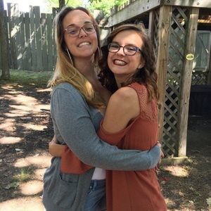 Meet your Posher, Alix