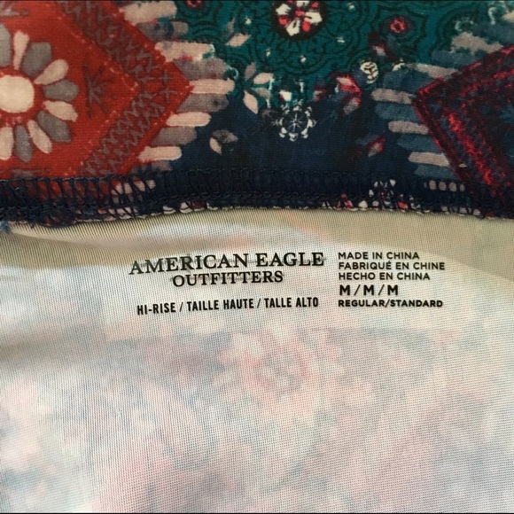 🚫💲OLD 🚫 fun print AMERICAN EAGLE leggings - Picture 4 of 4