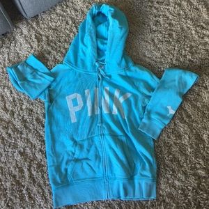 Pink hoody sweatshirt in comfy sweatshirt material