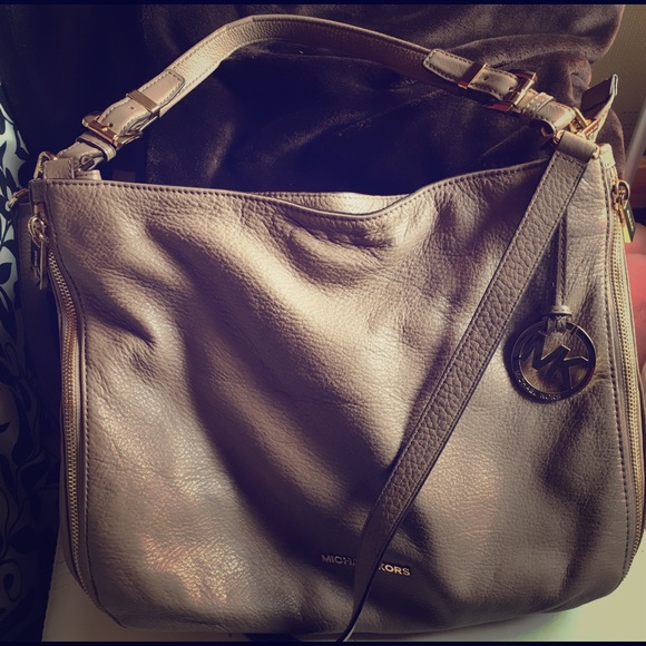 MICHAEL Michael Kors 'Essex' Hobo