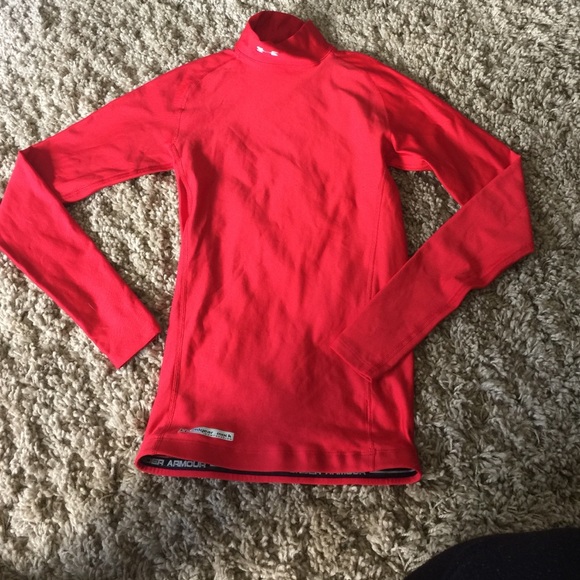 Under Armour compression long sleeve shirt