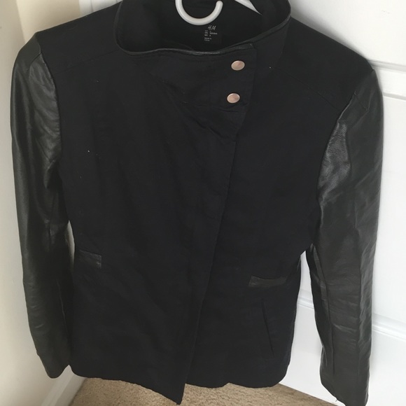 H&M Jackets & Blazers - Faux leather sleeve jacket