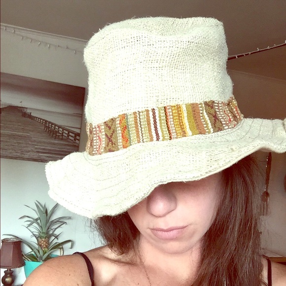 Earth Divas Flexible Beach Hippie Hat