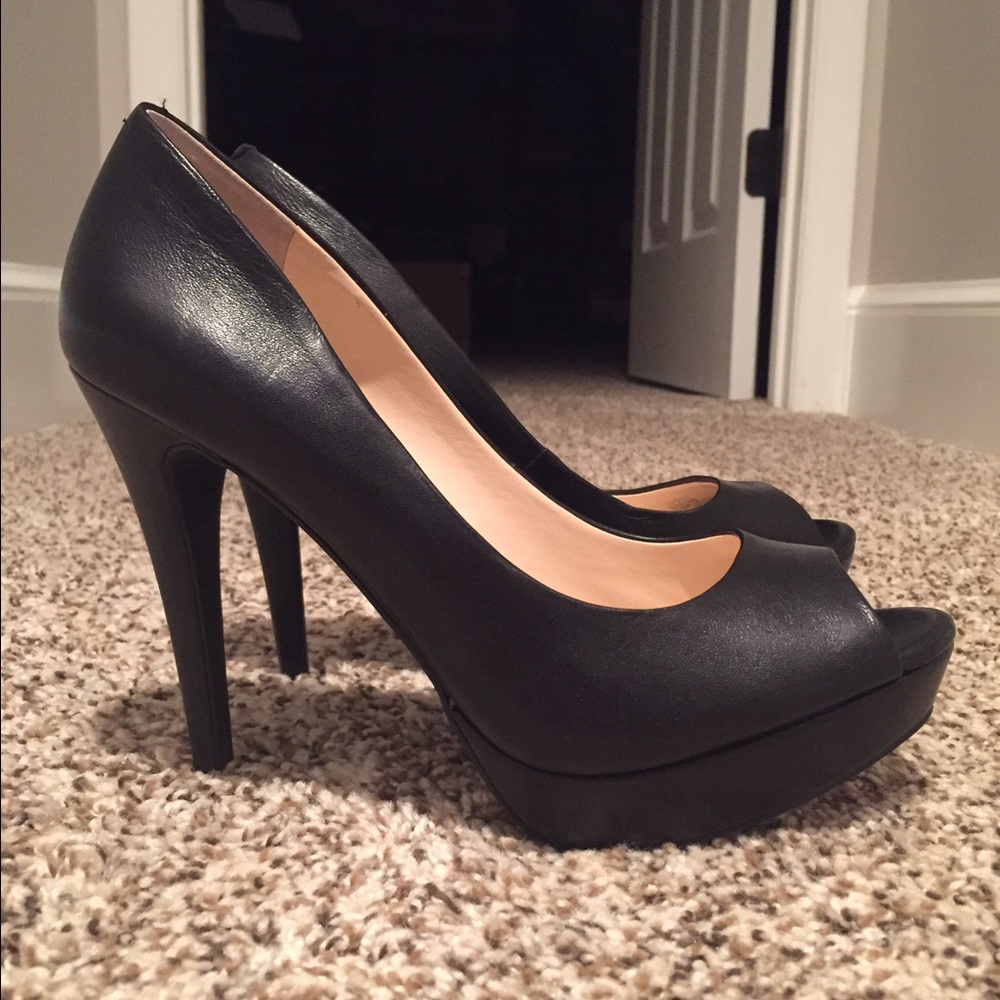 SOLD Jessica Simpson Black Peep Toe Platforms NWT