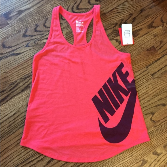 Nike Tops - Nike tank
