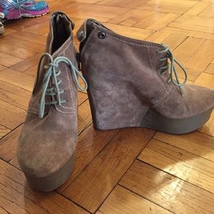 Sam Edelman Suede Platform