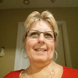 Meet your Posher, Becky