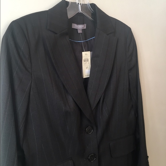 Ann Taylor Pin Striped Blazer Black Size 4P NWT