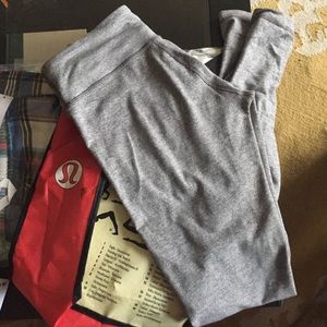 Lululemon Medium Gray Wunder Unders