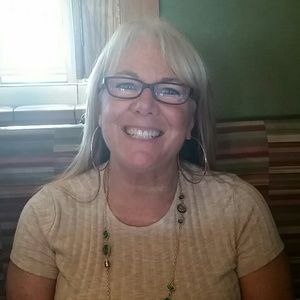 Meet your Posher, Cathy