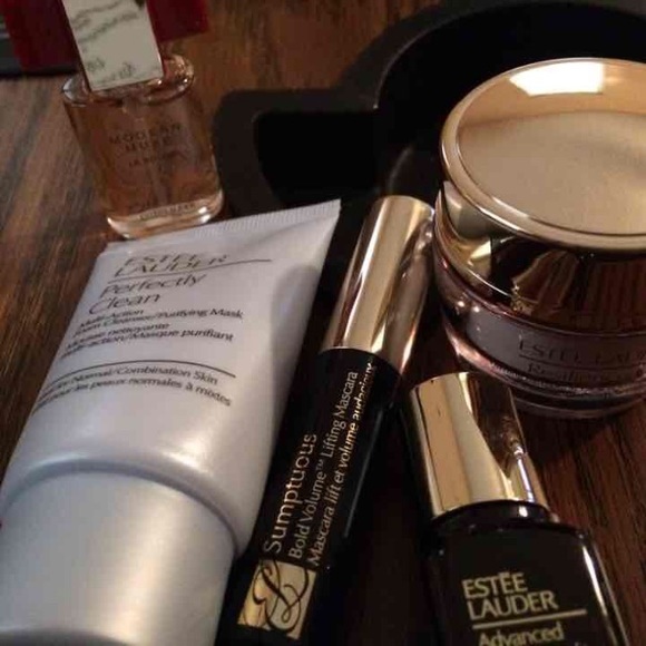Estée Lauder gift set