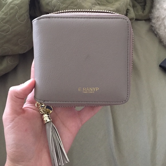 E. RANYP Your Choice wallet