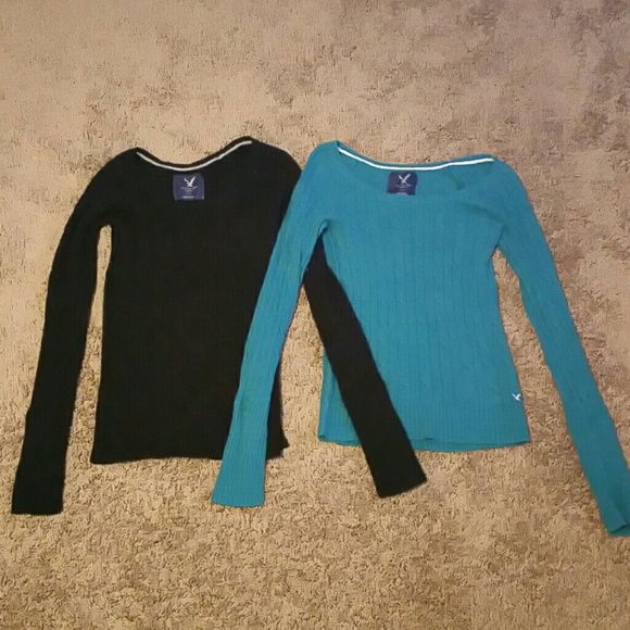 Bundle of 2 American Eagle sweaters