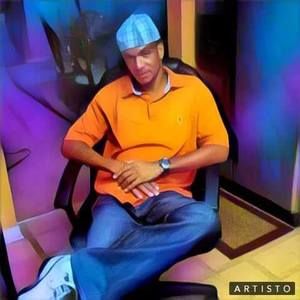 Meet your Posher, Theo