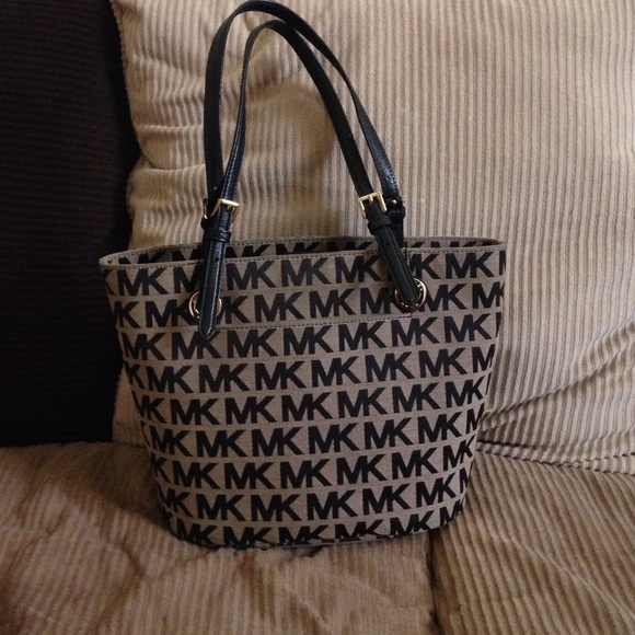 Authentic MK tote
