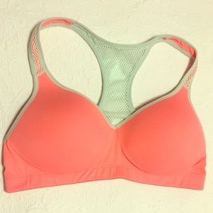 PINK Victoria's Secret Sports Bra