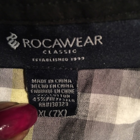 Boys RocaWear Short Sleeve Button Down - Picture 2 of 4