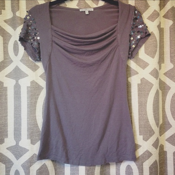 ⚡️SALE⚡️Grey Soft Sequin Scoop Neck Top