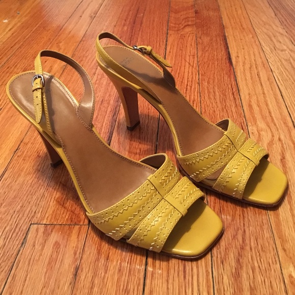 CIRCA Joan & David Yellow Dress Sandals