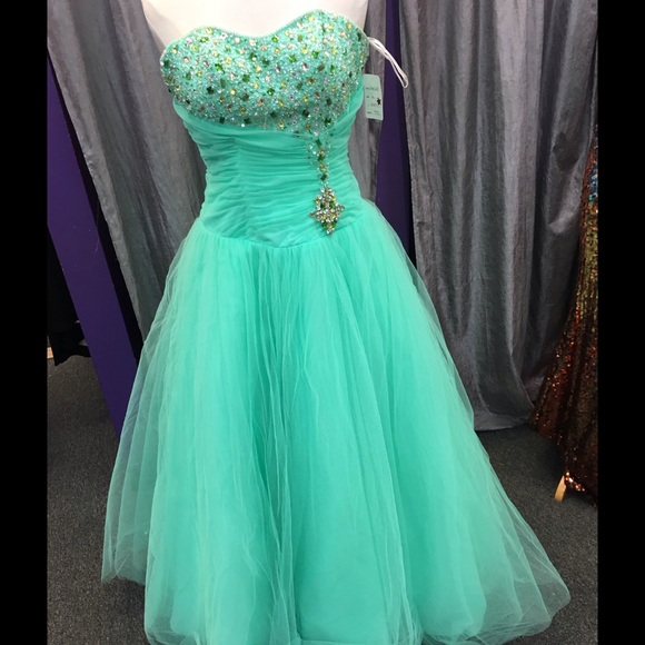 Dresses Mint Ball Gown Poshmark