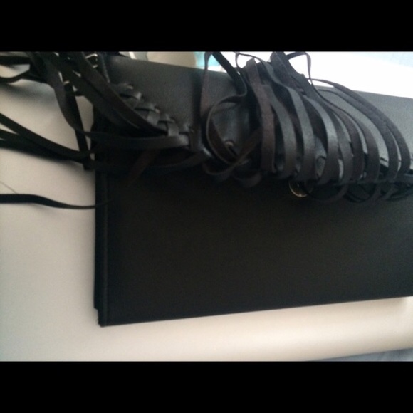 CUTE! Black Compact Crossbody Bag with fringe - Picture 3 of 4