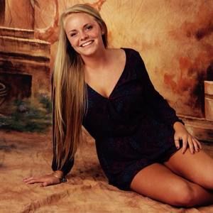 Meet your Posher, Lauren