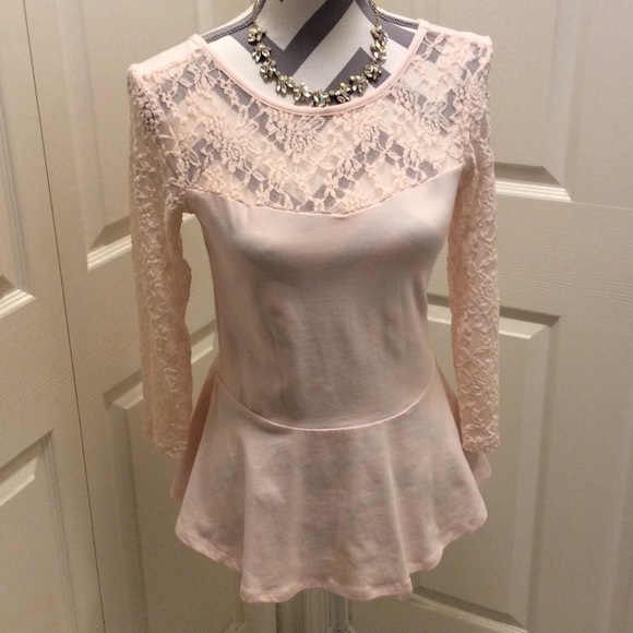 Express Tops - Express Lace Top