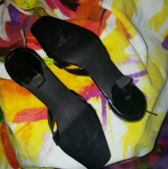 ~*Beautiful Paola ankle strap pumps sz. 6.5m - Picture 3 of 4