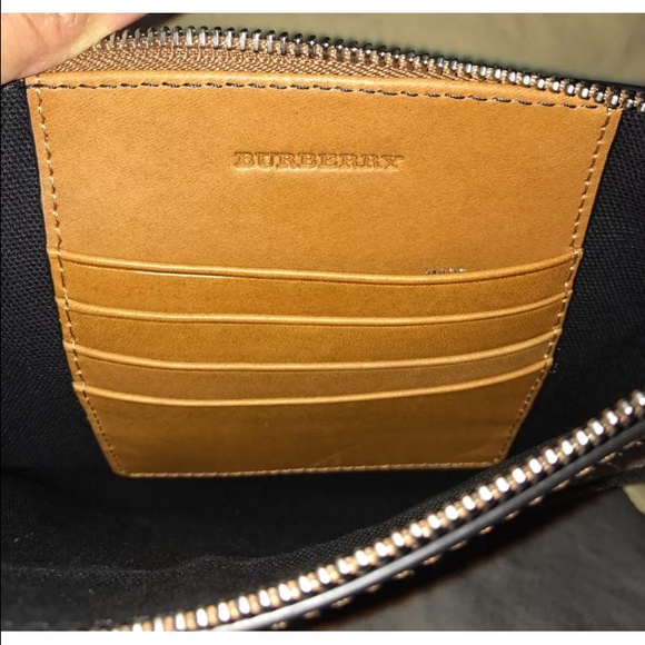 🚫SOLD ON EBAY🚫Burberry Clutch/Crossbody - Picture 2 of 4