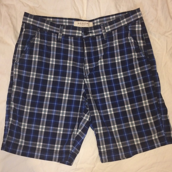 Sonoma shorts- blue plaid-size 36. Flat front. EUC