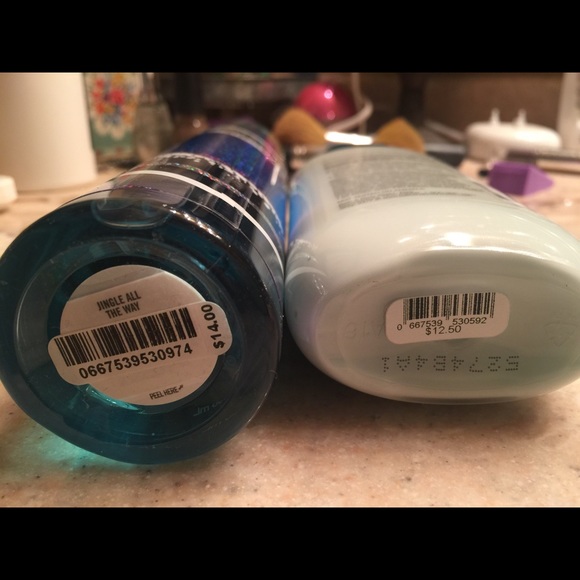 🎈SOLD🎈Bath and Body Works Jingle All the Way - Picture 4 of 4