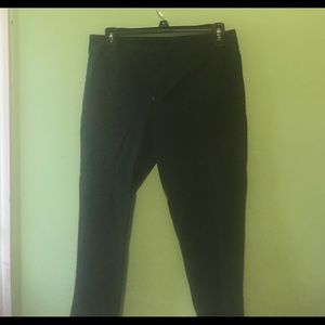 black size 6 capris