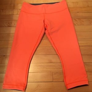 Lululemon crop pants