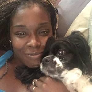 Meet your Posher, Alicia