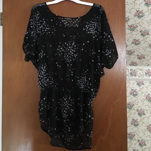 Express black and white top