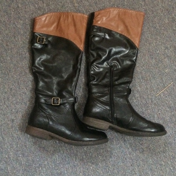 Riding boots